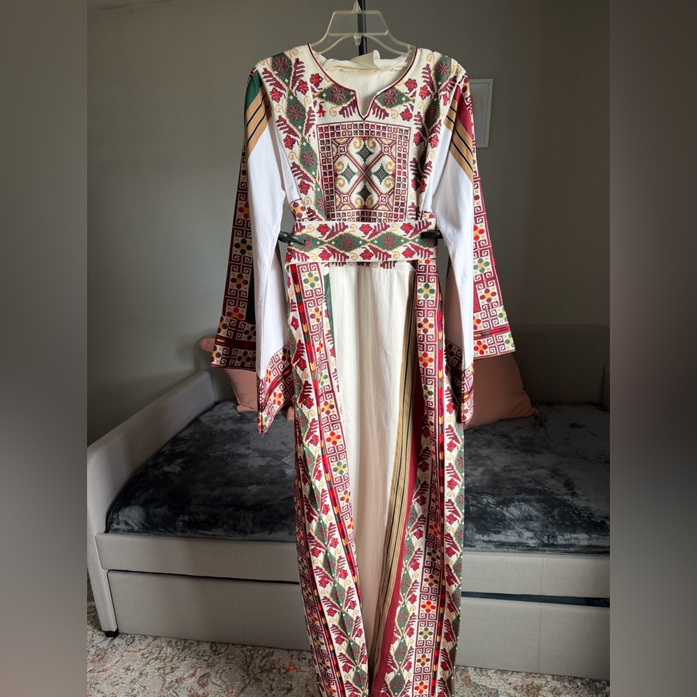 Embroidered Palestinian Thob